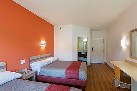 Double Room with Two Beds and Mini Fridge
