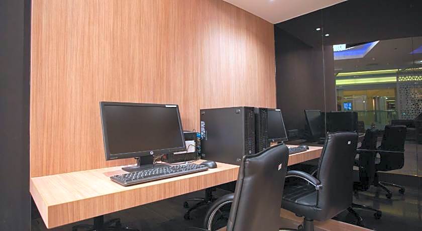 Grand 5 Hotel & Plaza Sukhumvit Bangkok