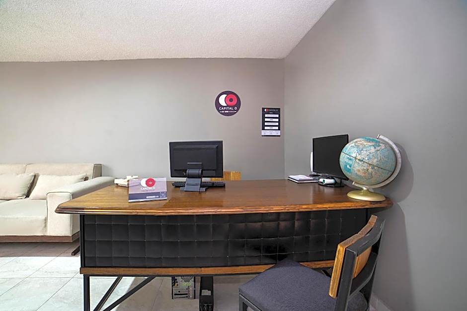 Capital O Hotel Diez