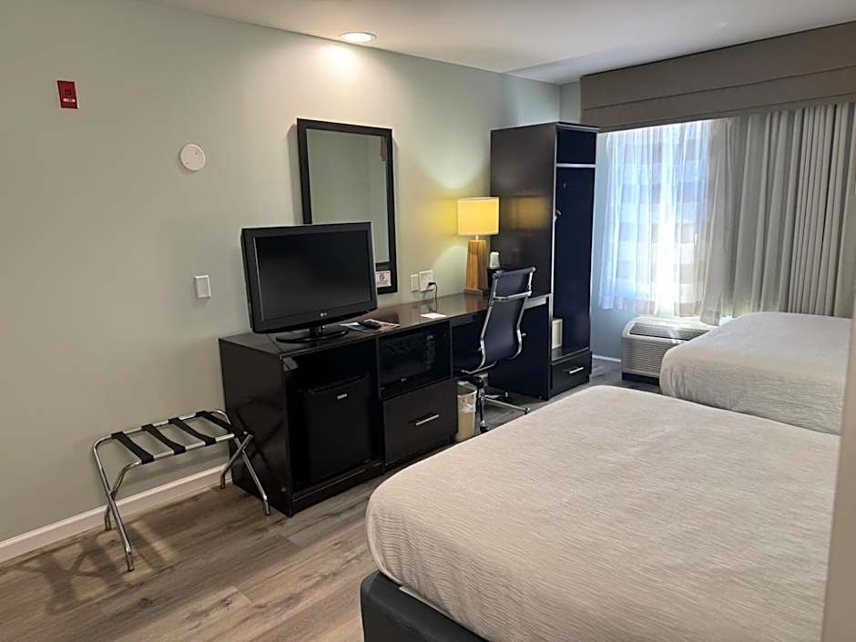 Wingate by Wyndham Bel Air I-95 Exit 77A / APG Area