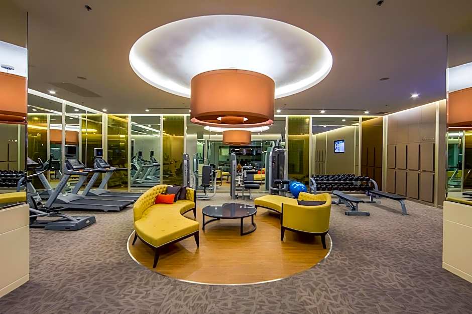 Mandarin Hotel Managed By Centre Point