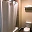 Econo Lodge Inn & Suites
