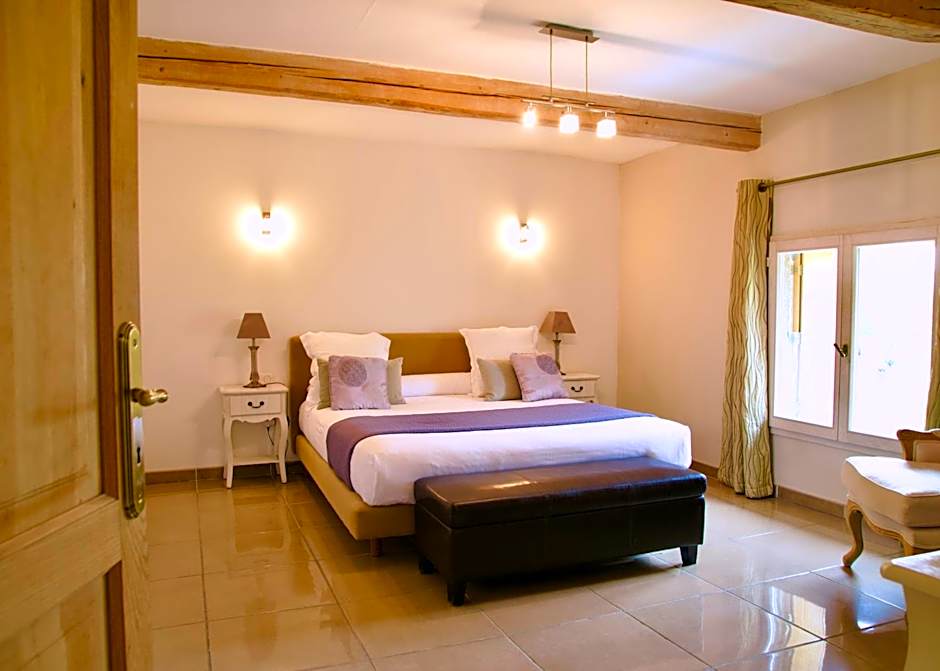 A Propos- Suites et chambres