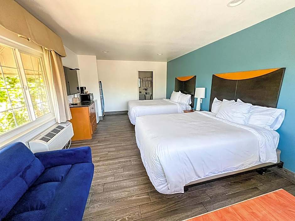 Town and Country Inn
