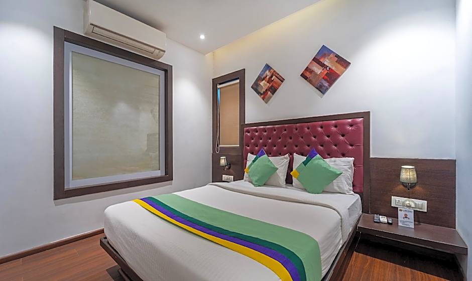 York Hotel – Cochin, NE