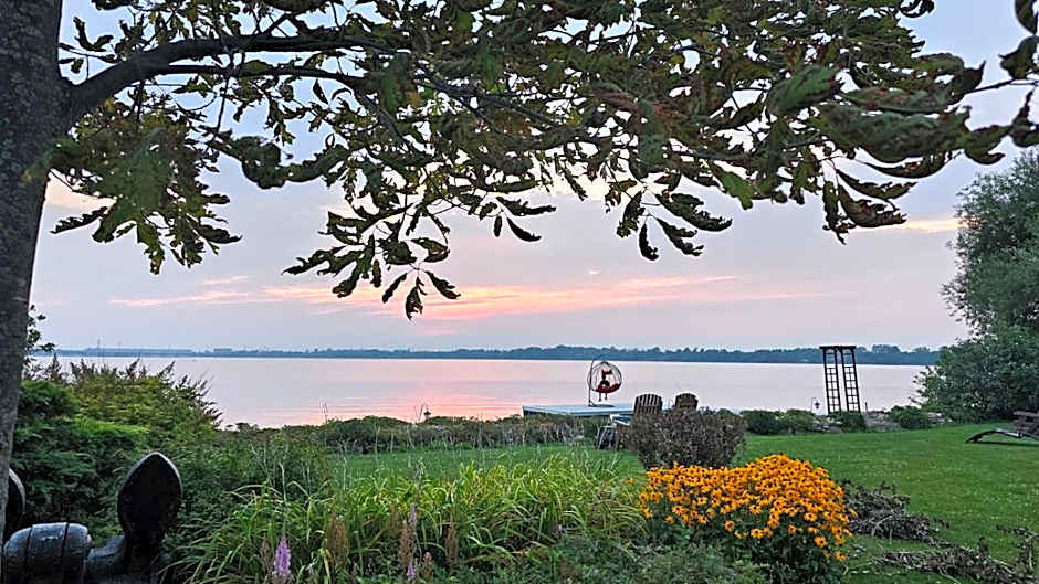 Hotel Oasis Lac St-Louis