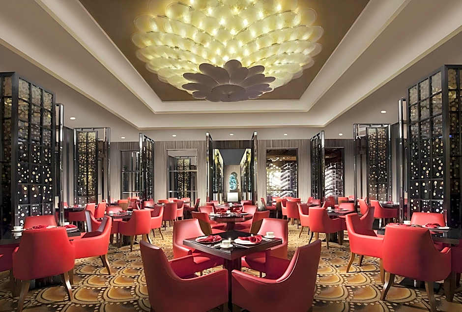 The Parisian Macao
