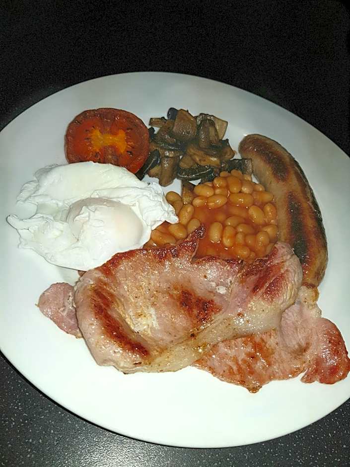 The Queen's Head Hotel