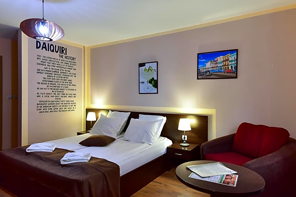 Photo 1 of 22 of 1 Double Bed or 2 Beds, Balcony
