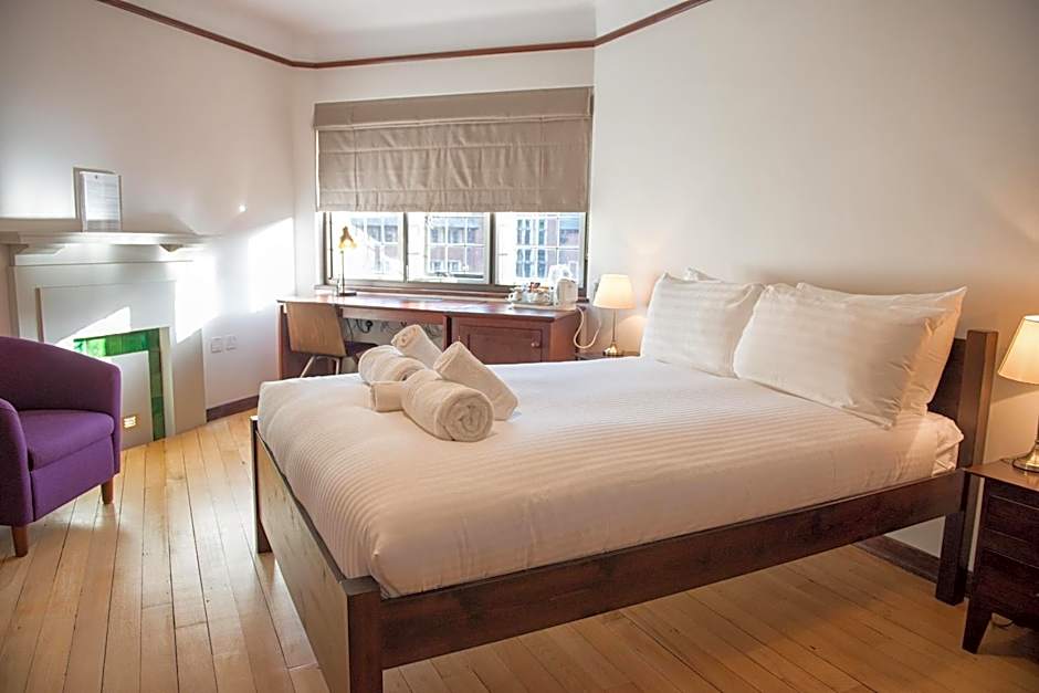 West Court- Jesus College