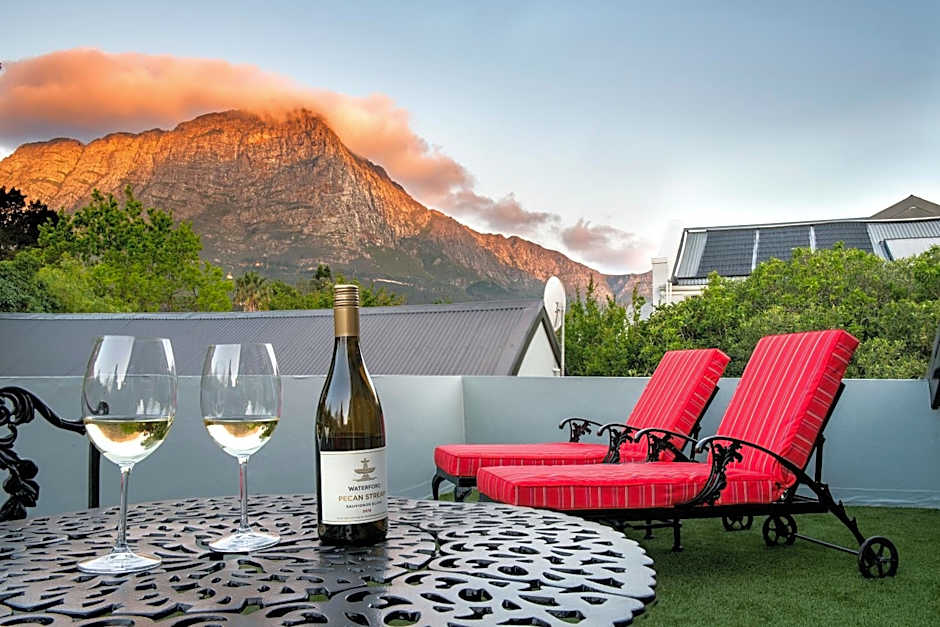 La Fontaine Boutique Hotel by The Oyster Collection