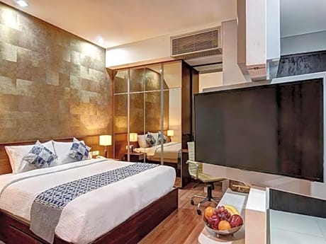 Sampit Residence Managed By Flat06