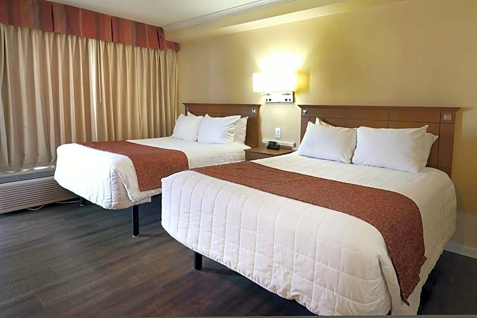 Fleur de Lis Beach Motel