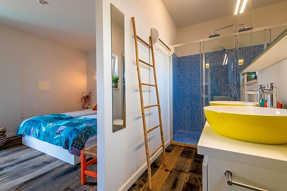 Seeds of Silence boutique hotel & retreat center near Olhao