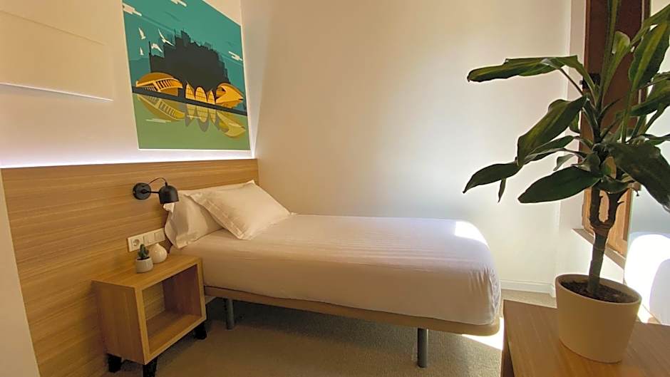 Original Domino House