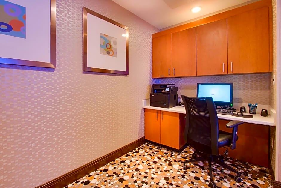 SpringHill Suites by Marriott Orlando Lake Buena Vista South