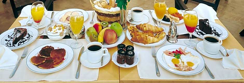 Piraeus Theoxenia Hotel