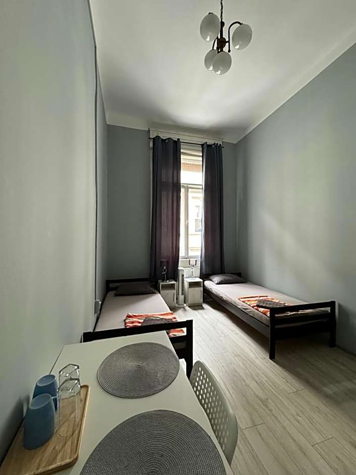 Boomerang Hostel