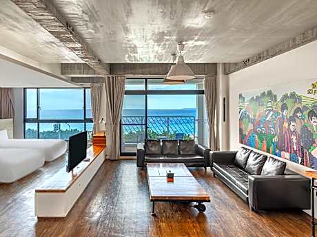 Family Deluxe Sea View