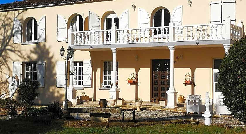 Le Clos des Cedres b&b