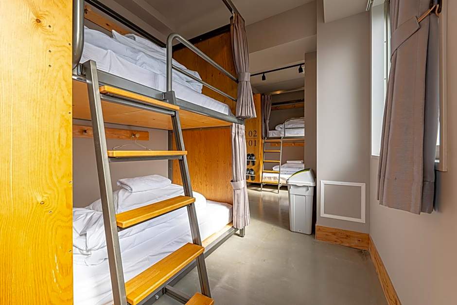 Wise Owl Hostels Kyoto
