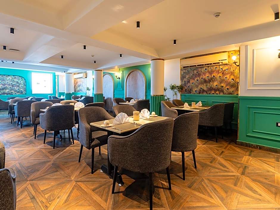 Panorama Ramsis Hotel & Cafe