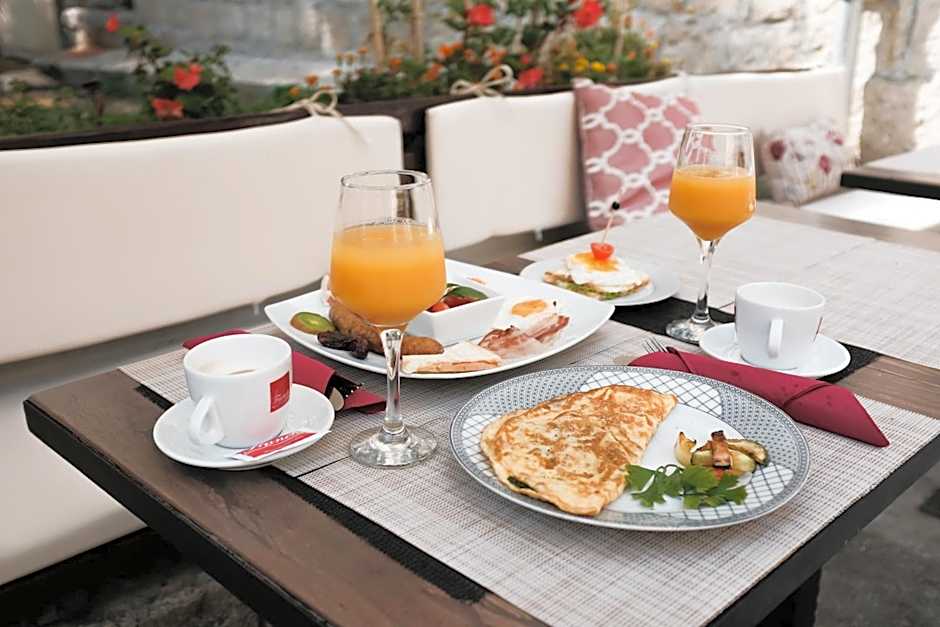 Mediterra Residence