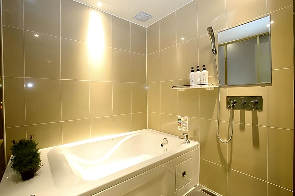 Gimpo Pentastar Hotel