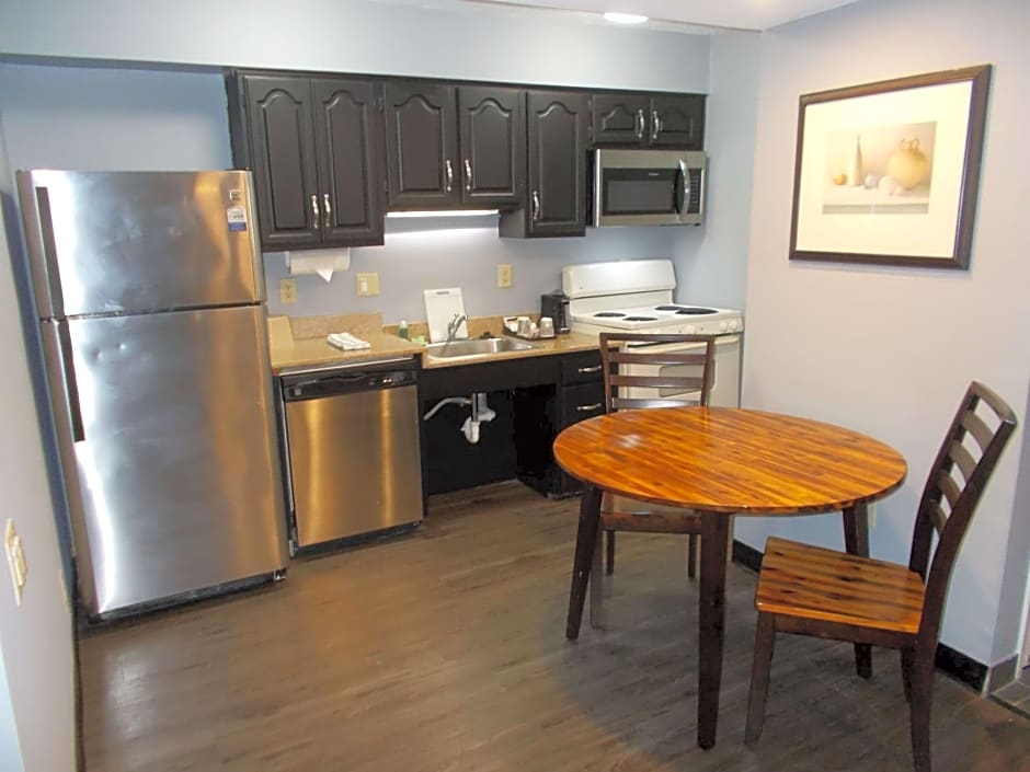 SureStay Studio by Best Western Pensacola