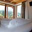 Garni - Hotel Am Burghuegel