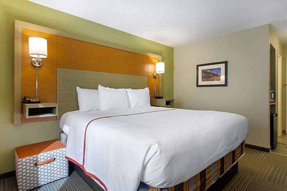 Gallus Stadium Park Inn, Ascend Hotel Collection