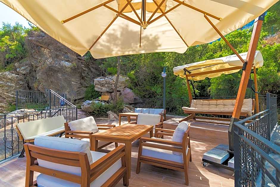 AMOSSİA Elite Boutique Hotel