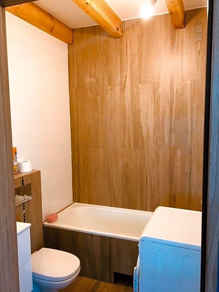 Domek Eden 1 Kaszuby balia sauna alpaki mini zoo