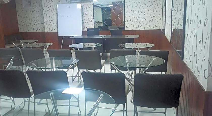 Silver Leaf Noida Hotel