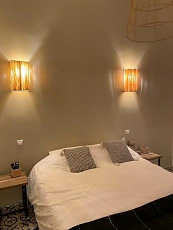 Double Room with Shared Bathroom