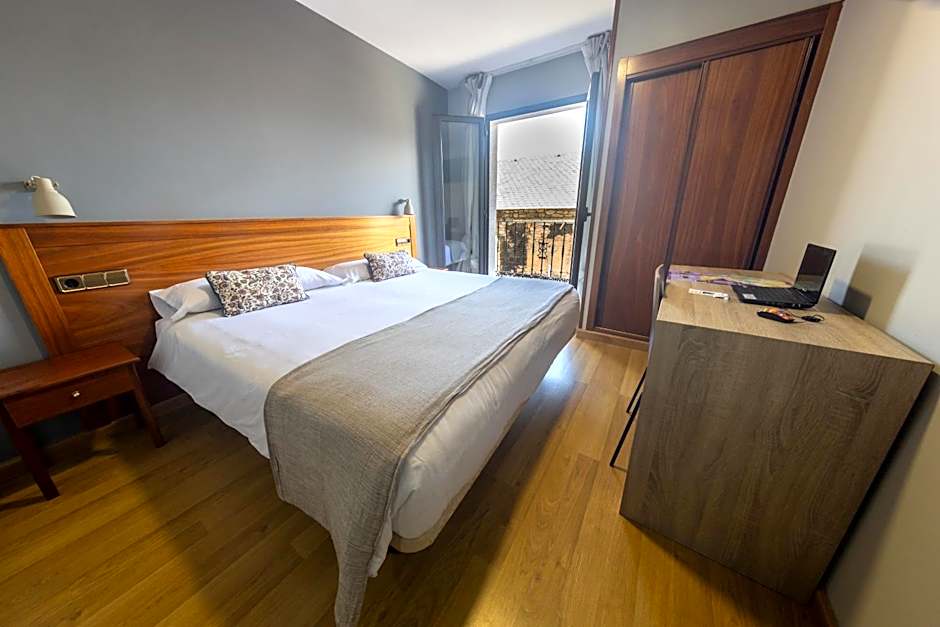 Hotel Los Templarios