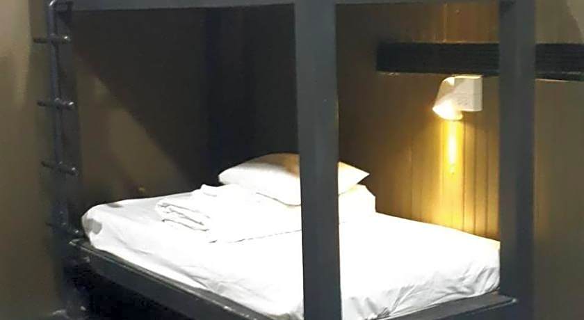 Capsule Hostel Chiangkhan