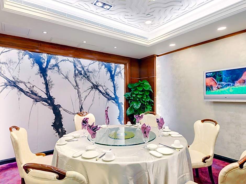 Ocean Hotel