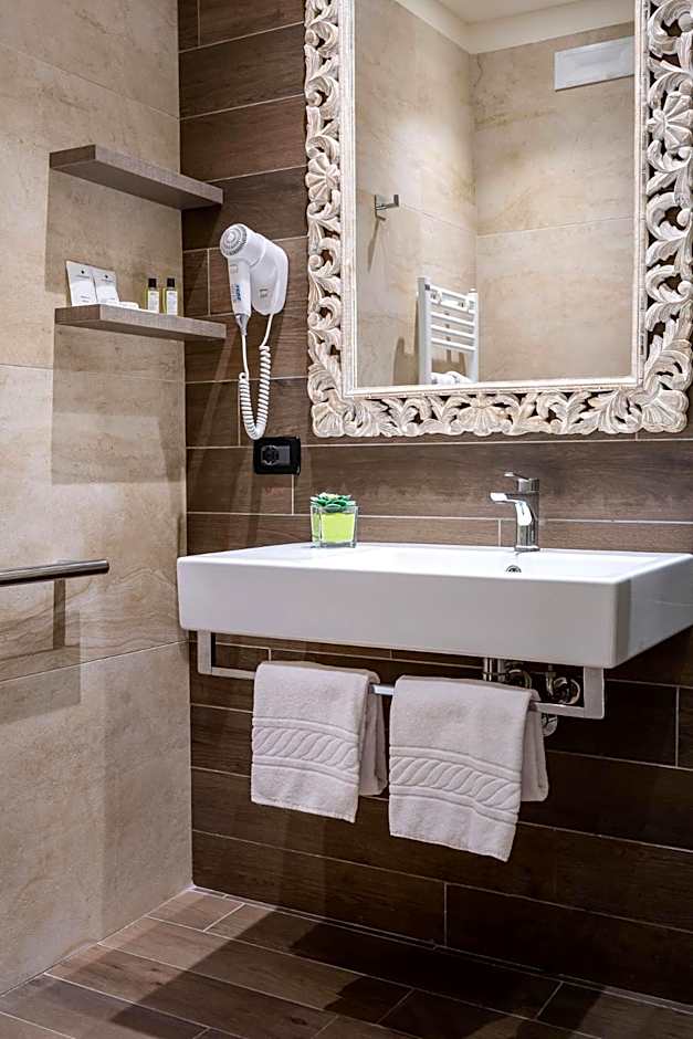 Litoraneo Suite Hotel