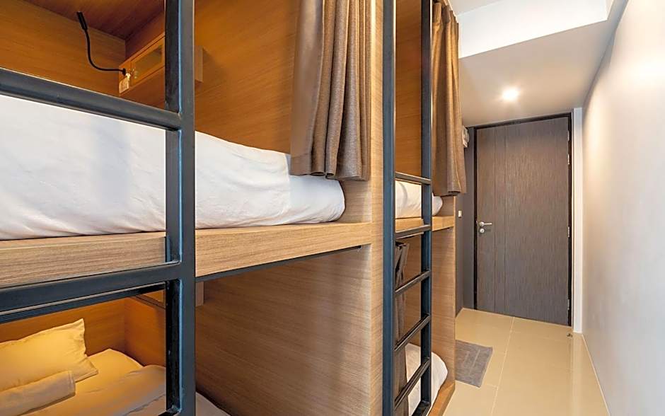 Kata Beach Poshtel Phuket