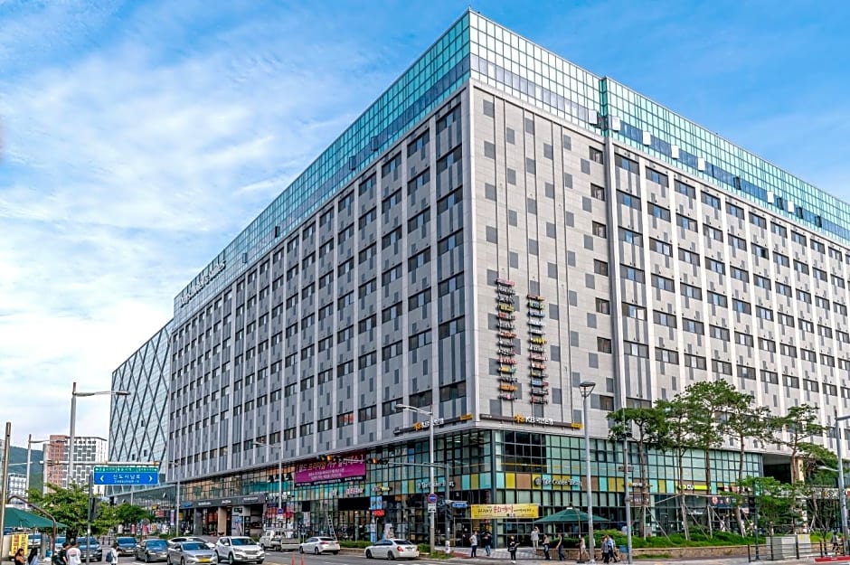 Days Hotel & Suites by Wyndham Incheon Airport