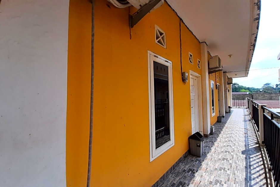 OYO Life Afny Kost 1