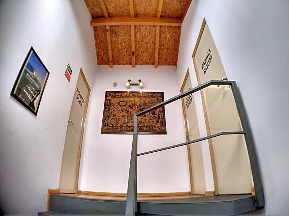 Sardines and Friends Hostel 04