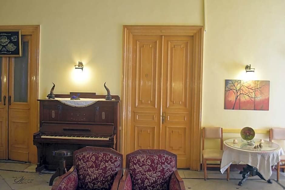 Clement's House Hostel