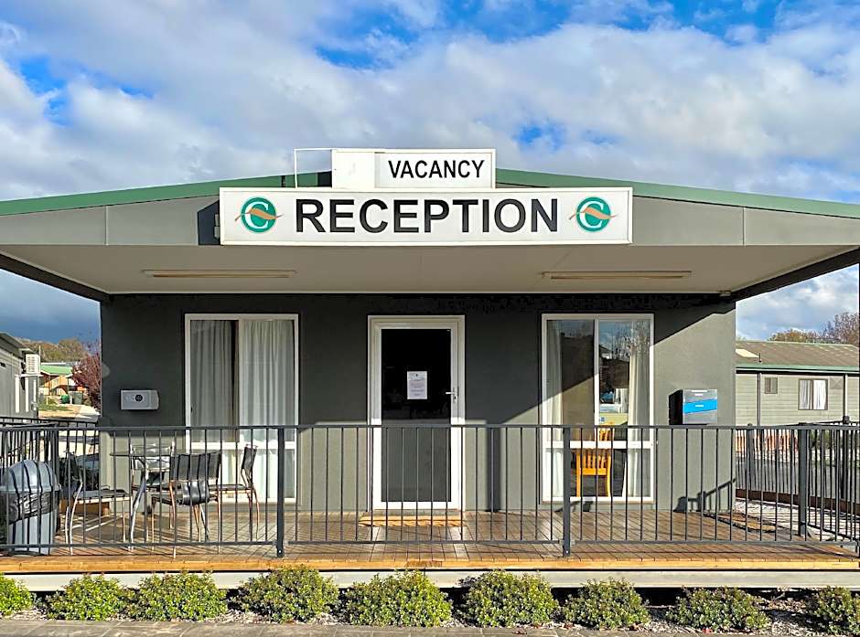Canberra Carotel Motel