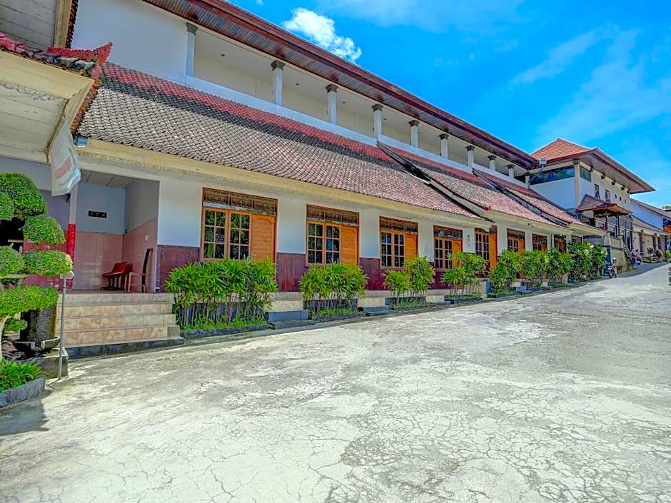 OYO 90201 Hotel Bina Artha