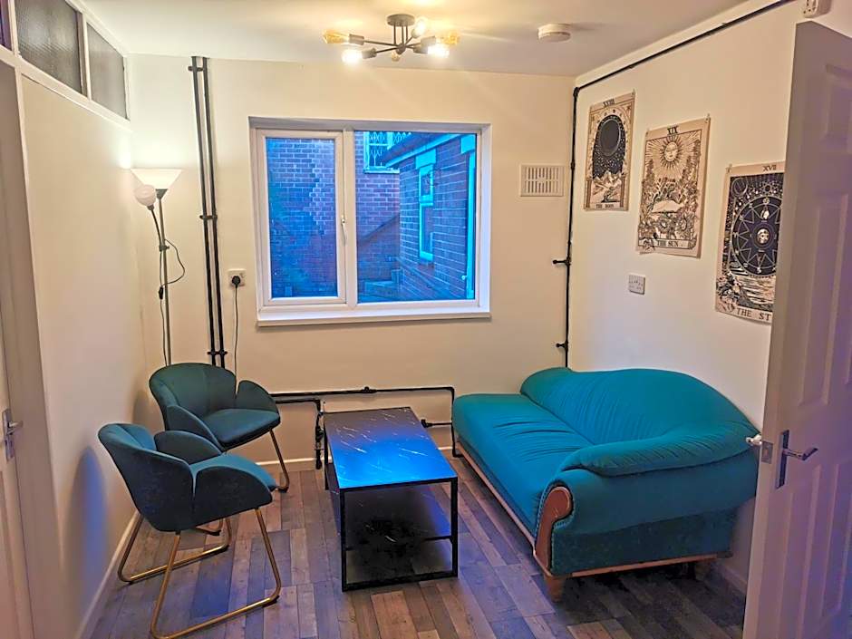 116 maison dieu Road room B in Dover