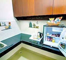 Hotel Staayz Premium