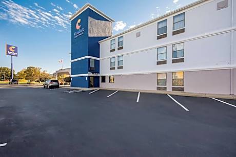 Comfort Inn & Suites Cincinnati Eastgate