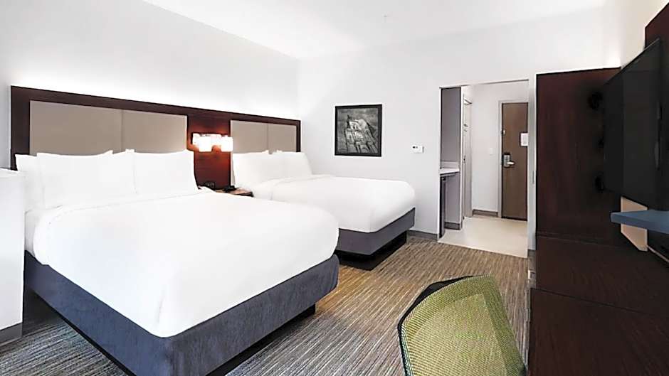 Holiday Inn Express & Suites Chalmette - New Orleans S By IHG